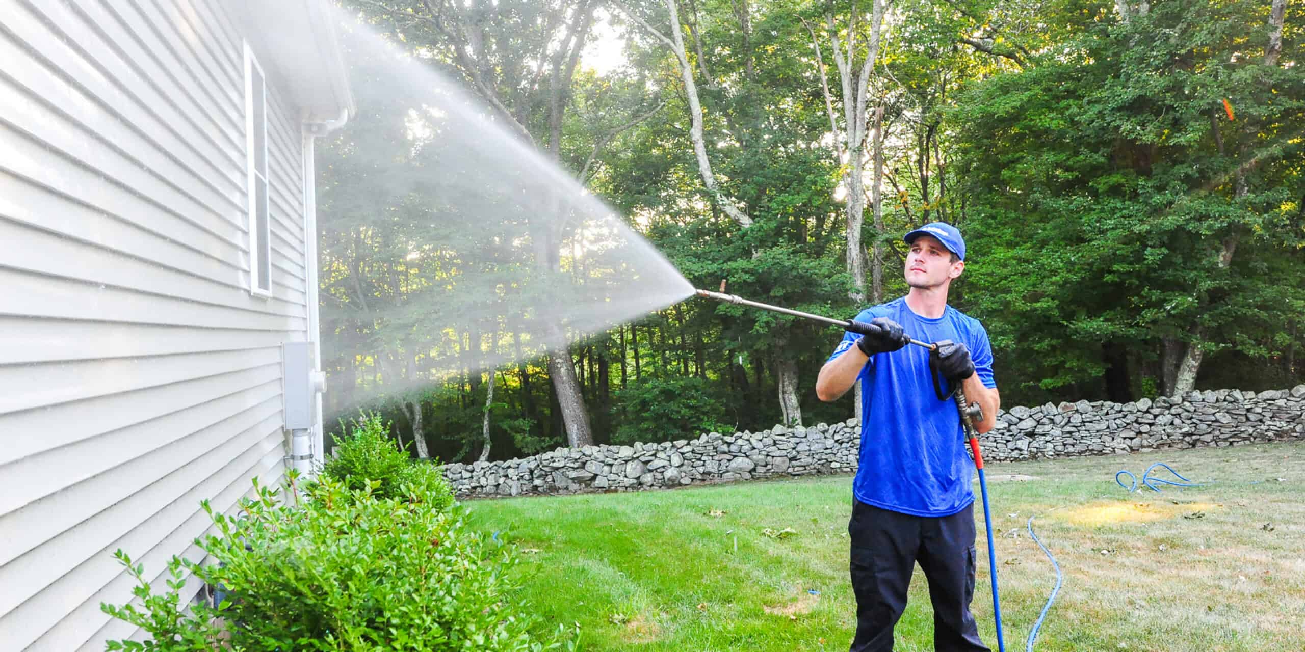 Professional power washing in Virginia Beach
